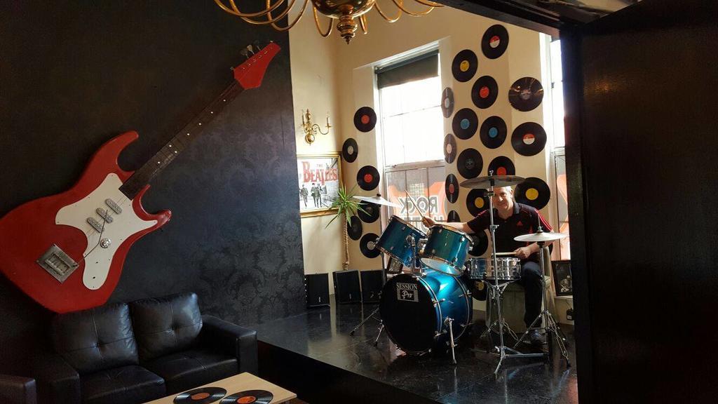 Rock Hotel Dublin Дублін Екстер'єр фото